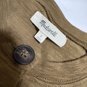 Madewell raw edge henley crop top shirt